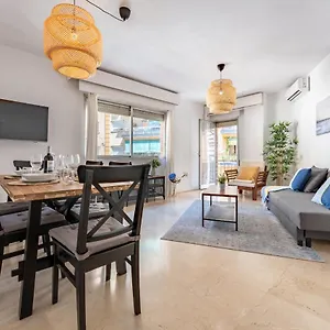https://malagasuite-cozy-stay-malaga.1costadelsol.com