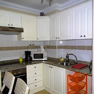 https://apartamento-los-frailes.tenerifehoteles.net